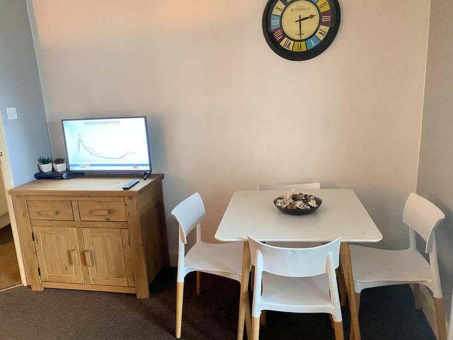 Digs Dre-Tremadog Apartment Екстериор снимка
